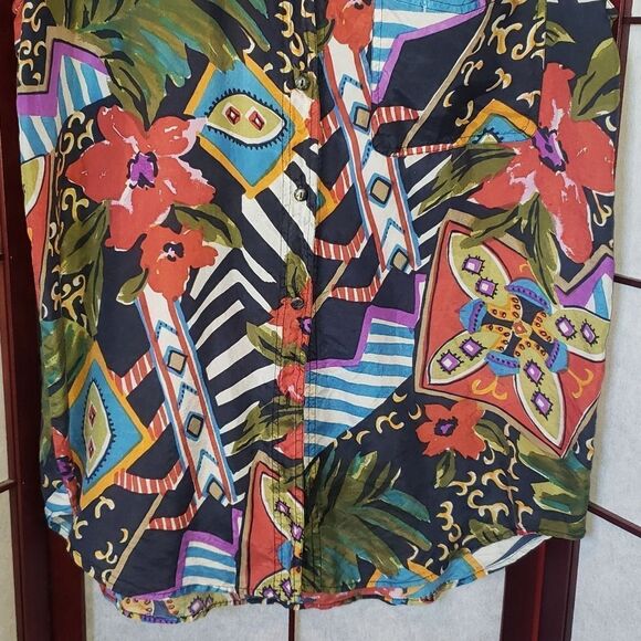 Take Away 100% Silk Button Down Top - Picture 3 of 6